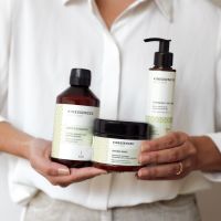 NEW KINESSENCES CARE · SOCIAL MEDIA · 11 - KIN Cosmetics